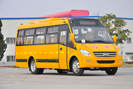 Школьный автобус HK6741KX